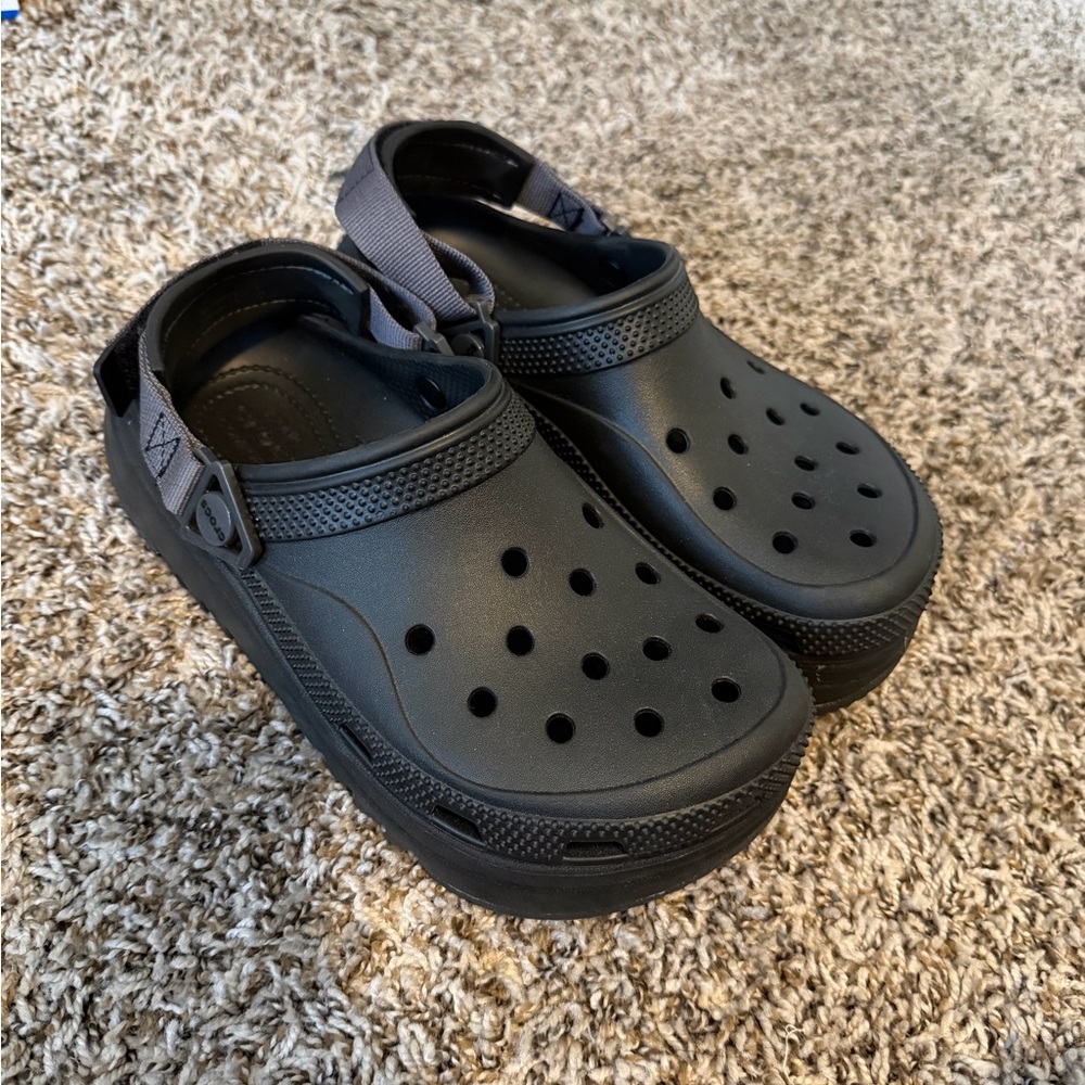 Women’s sz 8 Crocs Hiker Xscape Clog